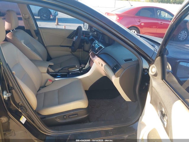 Honda k24w1 2015 1HGCR2F88FA116529 Image 5