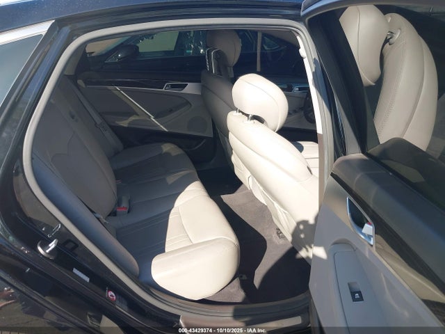 Hyundai Genesis 3.8 2015 KMHGN4JEXFU074959 Image 24
