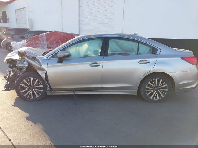4S3BNAF67J3019432 Subaru Legacy 2.5i Premium