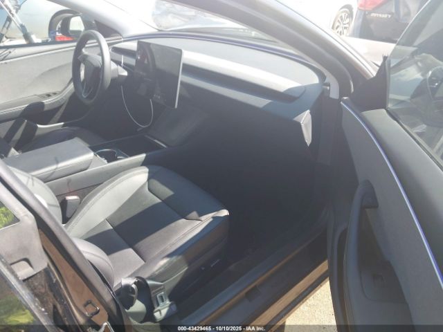 2024 TESLA MODEL 3 5YJ3E1EAXRF718076 Photo 4