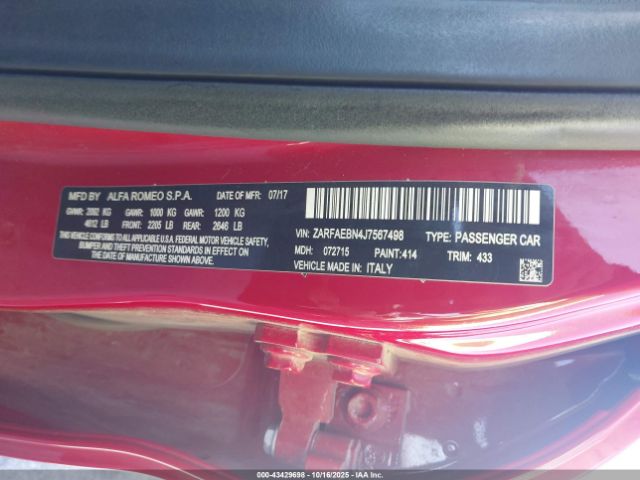 2018 ALFA ROMEO GIULIA ZARFAEBN4J7567498 Photo 8