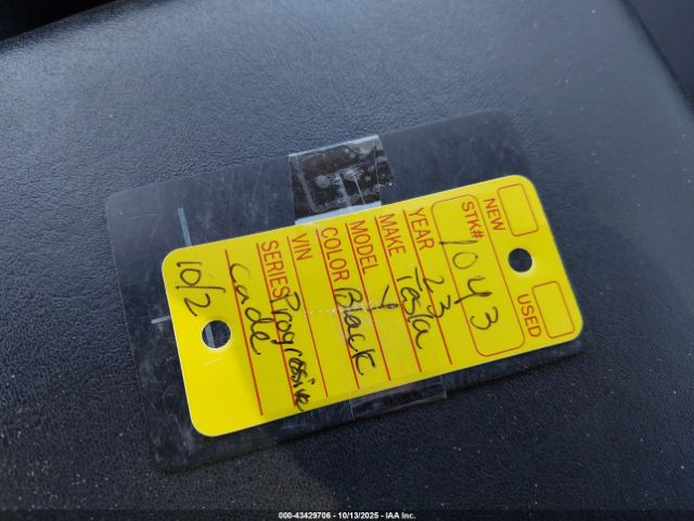 2023 TESLA MODEL Y 7SAYGDEE2PF598780 Photo 10