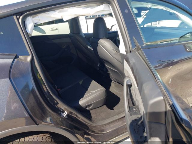 2026 TESLA MODEL Y 7SAYGDEE8TF368090 Photo 7