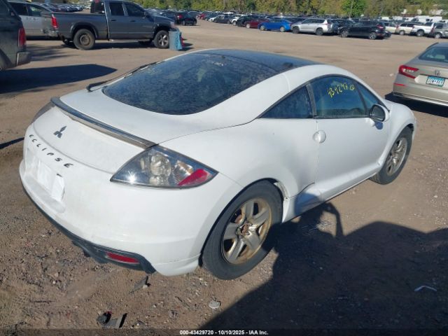 2011 MITSUBISHI ECLIPSE 4A31K5DF5BE015705 Photo 3