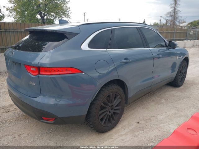 2017 JAGUAR F-PACE SADCK2BN0HA091972 Photo 3