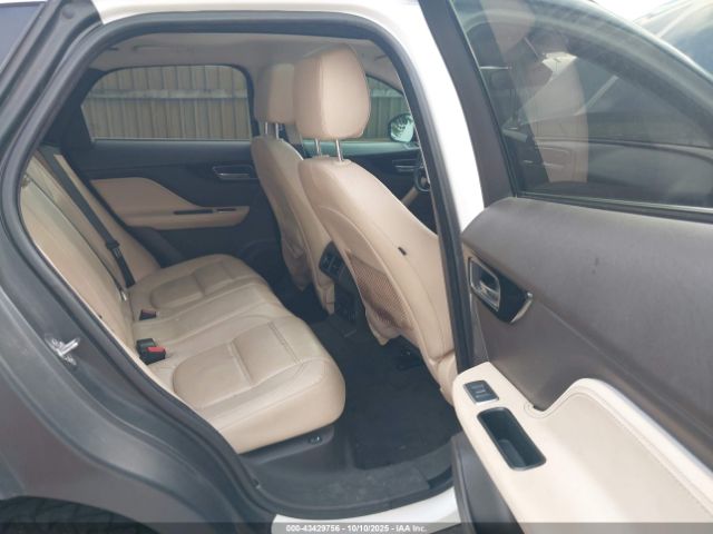 2017 JAGUAR F-PACE SADCK2BN0HA091972 Photo 7