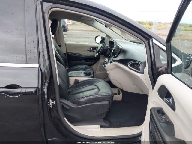 2022 CHRYSLER PACIFICA 2C4RC1BG8NR188326 Photo 4