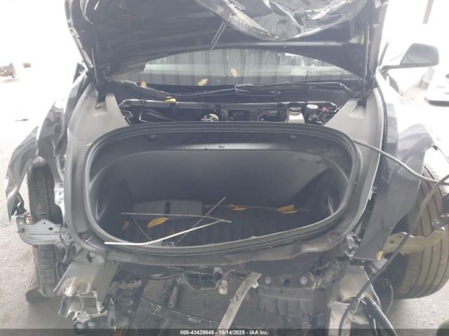 2023 TESLA MODEL 3 5YJ3E1EA5PF693455 Photo 9