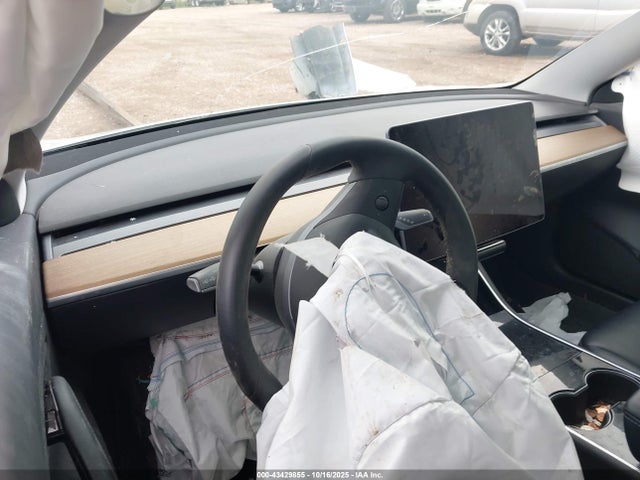 2019 TESLA MODEL 3 5YJ3E1EA5KF464573 Photo 6