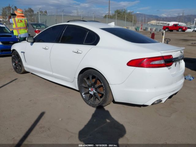 2015 JAGUAR XF SAJWA0F70F8U62534 Photo 2