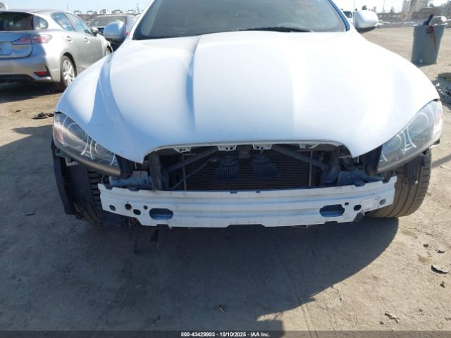 2015 JAGUAR XF SAJWA0F70F8U62534 Photo 5