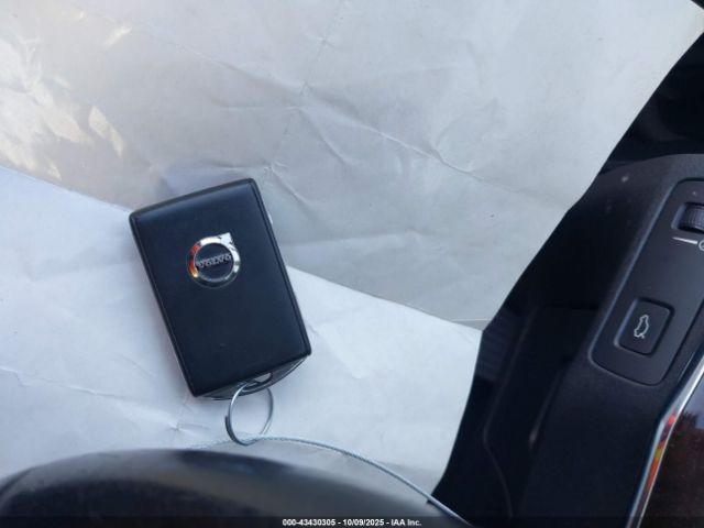 2016 VOLVO XC90 YV4A22PK0G1028481 Photo 10