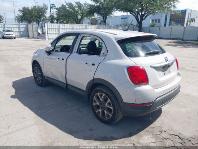 2016 FIAT 500X ZFBCFXCT7GP498082 Photo 2