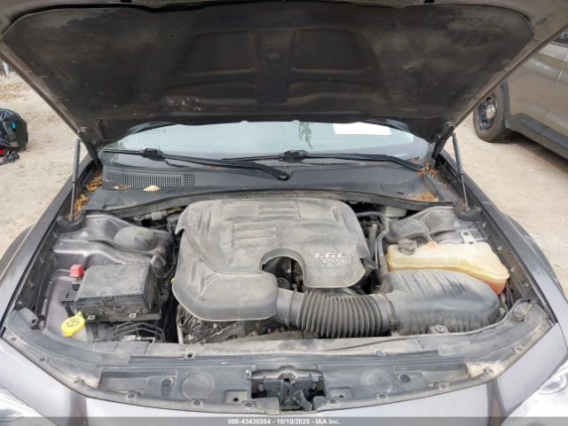 2015 CHRYSLER 300 2C3CCAAG6FH779502 Photo 9