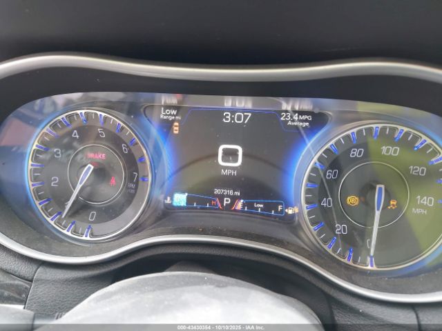 2015 CHRYSLER 300 2C3CCAAG6FH779502 Photo 6