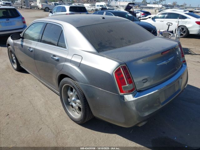 2011 CHRYSLER 300C 2C3CA6CTXBH599205 Photo 2