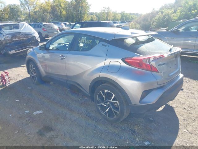 2020 TOYOTA C-HR JTNKHMBX3L1090256 Photo 2