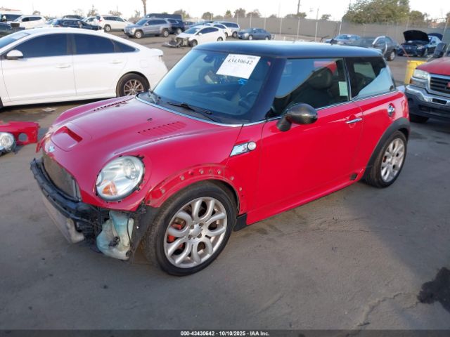 2007 MINI COOPER S WMWMF73517TT80794 Photo 1