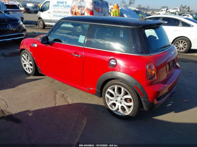 2007 MINI COOPER S WMWMF73517TT80794 Photo 2