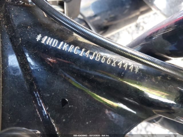 2018 HARLEY-DAVIDSON FLHXS 1HD1KRC14JB668444 Photo 9