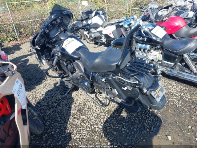 2018 HARLEY-DAVIDSON FLHXS 1HD1KRC14JB668444 Photo 2