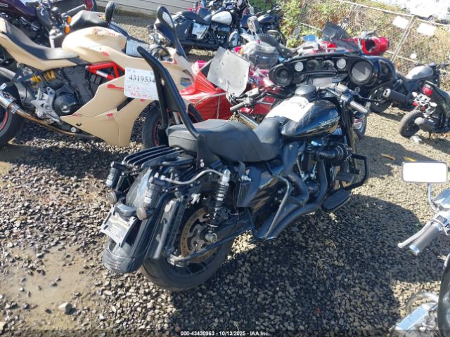 2018 HARLEY-DAVIDSON FLHXS 1HD1KRC14JB668444 Photo 3