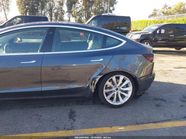 2019 TESLA MODEL 3 5YJ3E1EA8KF311055 Photo 5