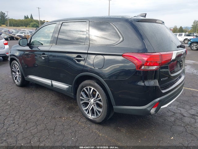 2018 MITSUBISHI OUTLANDER JA4AD2A38JJ003053 Photo 2