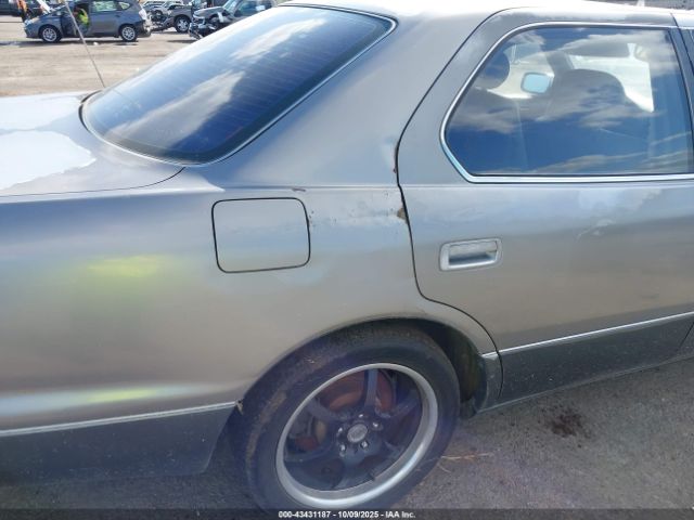 1996 LEXUS LS JT8BH22F4T0059604 Photo 5