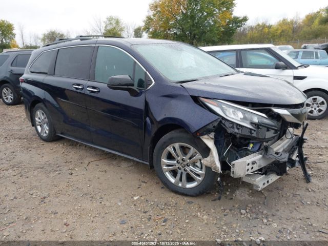 2022 TOYOTA SIENNA 5TDXSKFC8NS055144