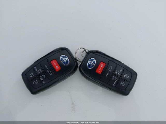 2022 TOYOTA SIENNA 5TDXSKFC8NS055144 Photo 10