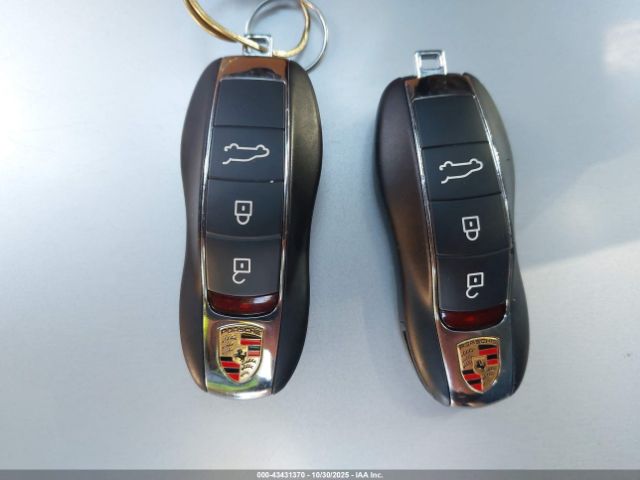 2024 PORSCHE MACAN WP1AA2A59RLB08716 Photo 10