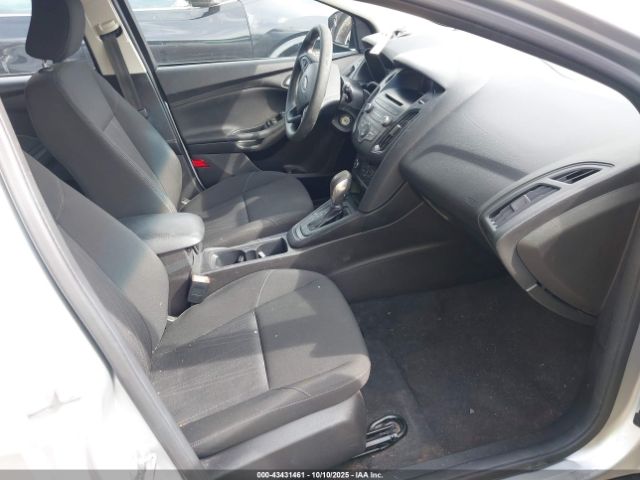 2017 FORD FOCUS 1FADP3K24HL267249 Photo 4