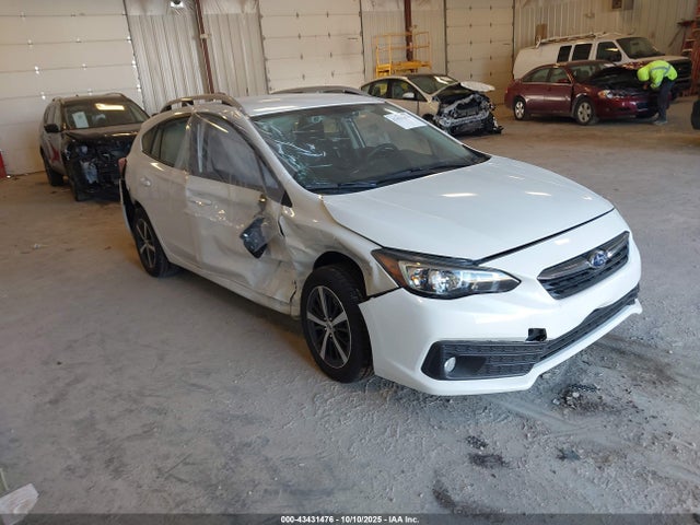 Продажа на аукционе авто 2022 Subaru Impreza Premium 5-door, vin: 4S3GTAV65N3708789, номер лота: 43431476