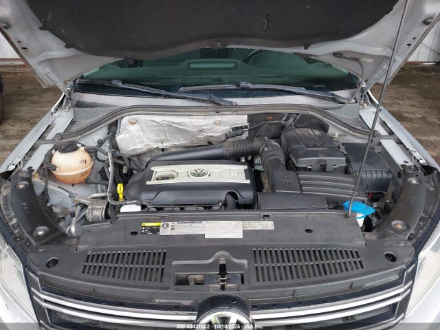 2015 Volkswagen Tiguan S მანქანა იყიდება აუქციონზე, vin: WVGAV7AX0FW547202, აუქციონის ნომერი: 43431482
