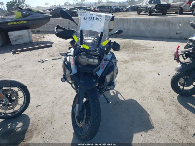 2021 BMW R 1250 WB10M1300M6D88372 Photo 4