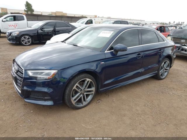 2019 AUDI A3 WAUGUGFF8K1025097 Photo 1