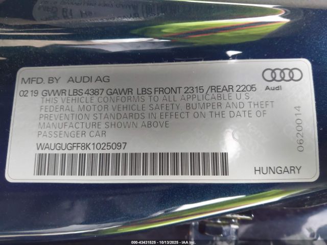 2019 AUDI A3 WAUGUGFF8K1025097 Photo 8