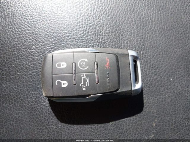 2022 RAM 2500 3C6UR5DLXNG117846 Photo 10