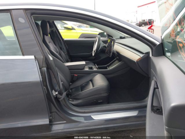 2020 TESLA MODEL 3 5YJ3E1EB0LF787438 Photo 4
