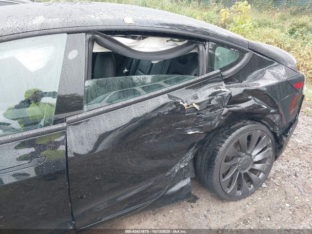2021 TESLA MODEL 3 5YJ3E1ECXMF914237 Photo 5