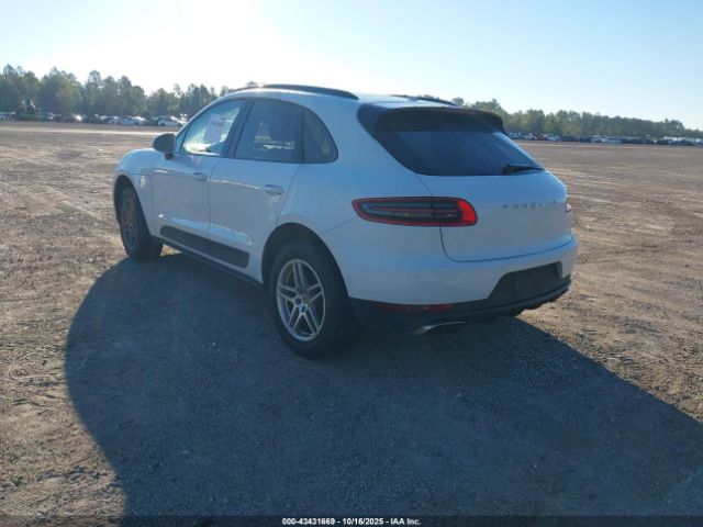 2017 PORSCHE MACAN WP1AA2A5XHLB03913 Photo 2