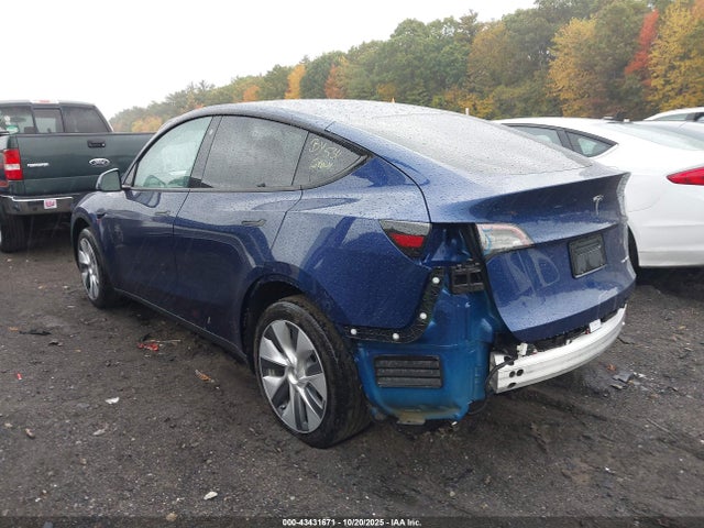 2022 TESLA MODEL Y 7SAYGDEE6NA017534 Photo 2