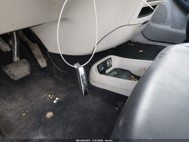 2020 CHRYSLER VOYAGER 2C4RC1DG7LR266203 Photo 10