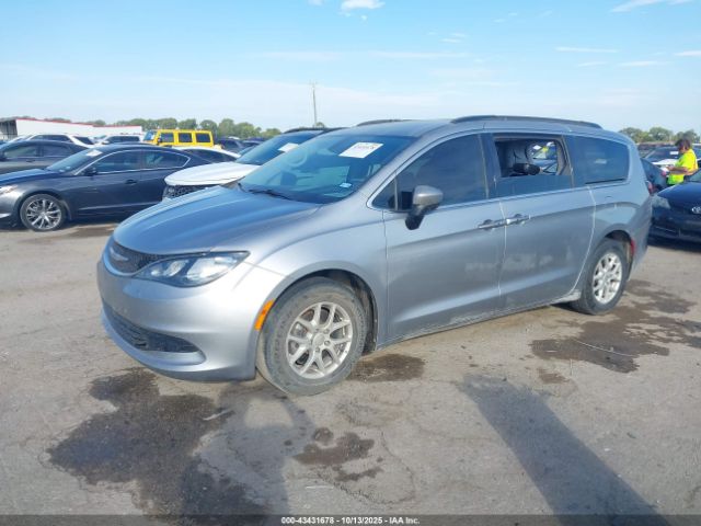 2020 CHRYSLER VOYAGER 2C4RC1DG7LR266203 Photo 1