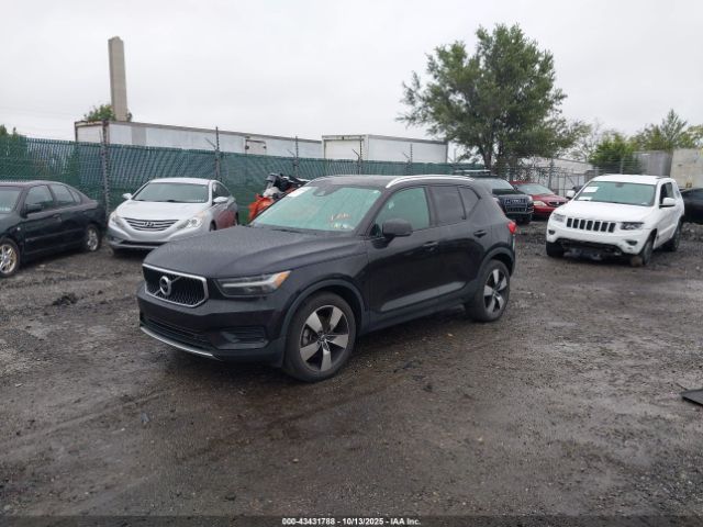 2020 VOLVO XC40 YV4162UKXL2184671 Photo 1