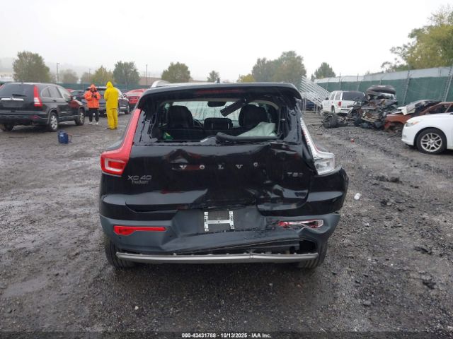 2020 VOLVO XC40 YV4162UKXL2184671 Photo 5