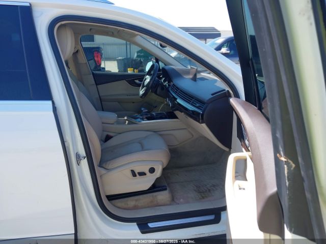 2017 AUDI Q7 WA1LHAF77HD049887 Photo 4