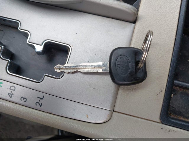 43432005 :رقم المزاد ، 4T4BE46K09R118471 vin ، 2009 Toyota Camry Le مزاد بيع