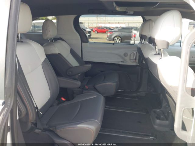 2021 TOYOTA SIENNA 5TDDRKEC0MS054133 Photo 7